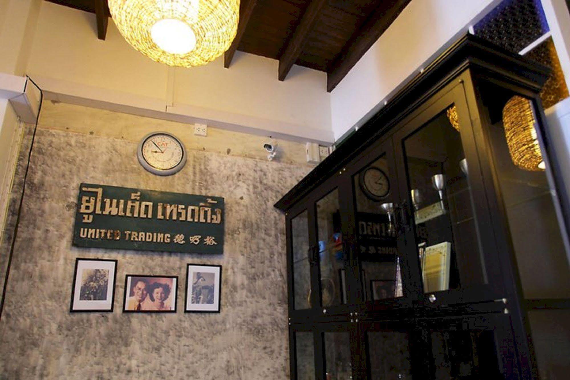 99 Oldtown Boutique Guesthouse Sha Extra Plus Phuket Exterior photo